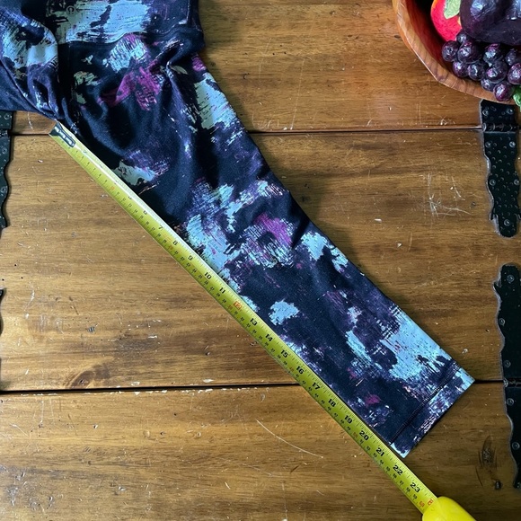 Lululemon Wunder Under Crop III Kara Blossom Multi leggings Size 4 - Picture 11 of 11